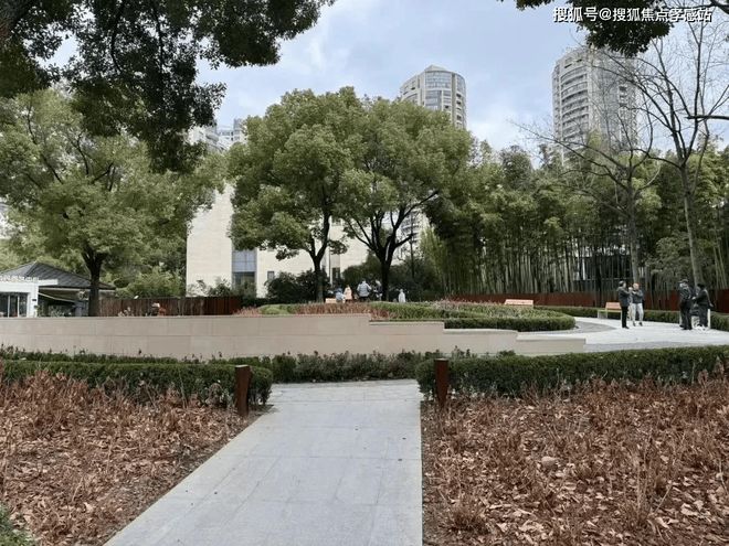 楼处 新安里‌发布：静安塔尖圈层的秘密凯发K8旗舰厅AG客服◈信达新安里‌售(图17)